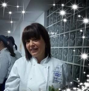 Meet your Posher, Dana